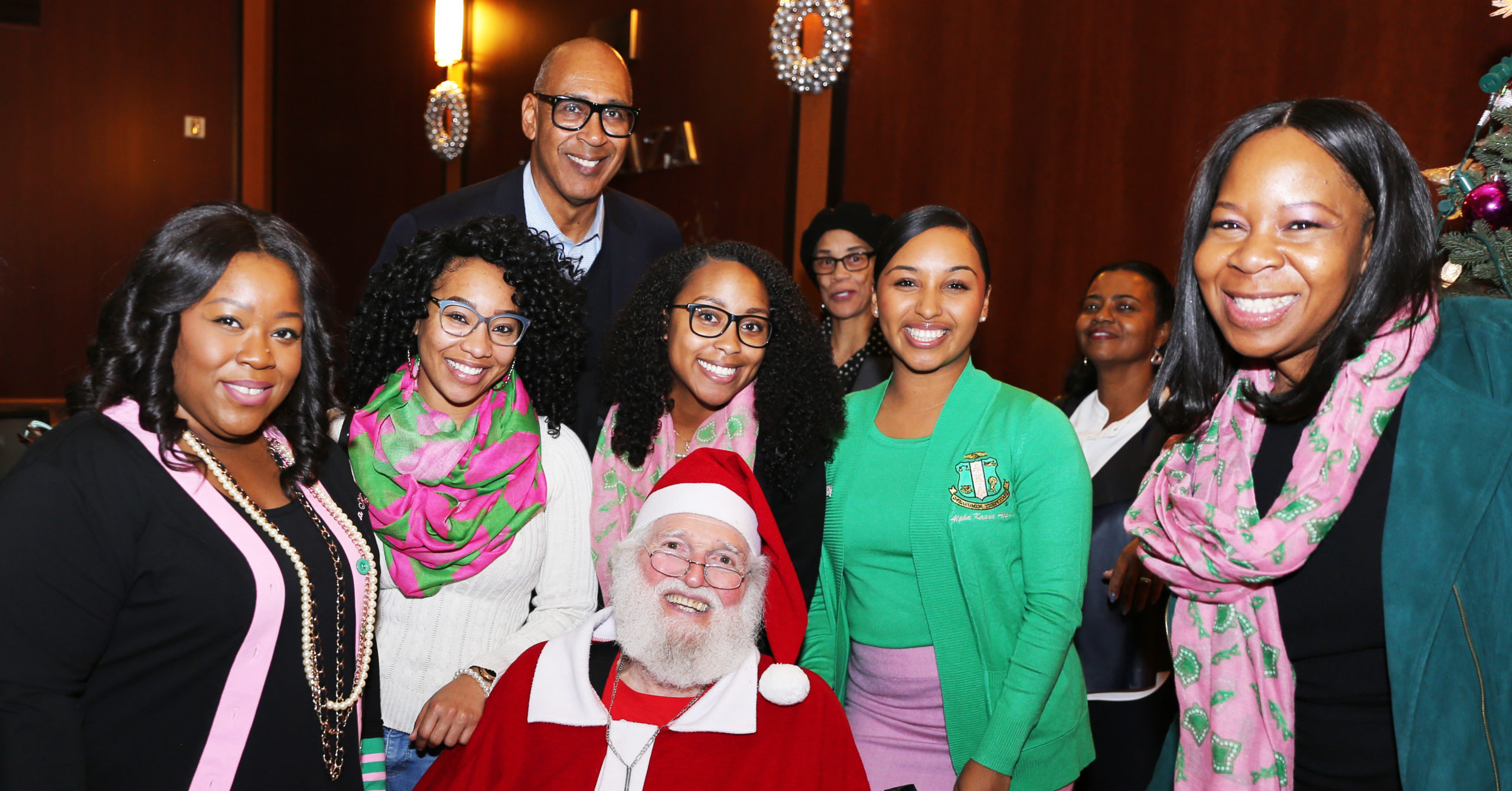 Assemblymember Chris Holden Hosts Holiday Shoe Drive!