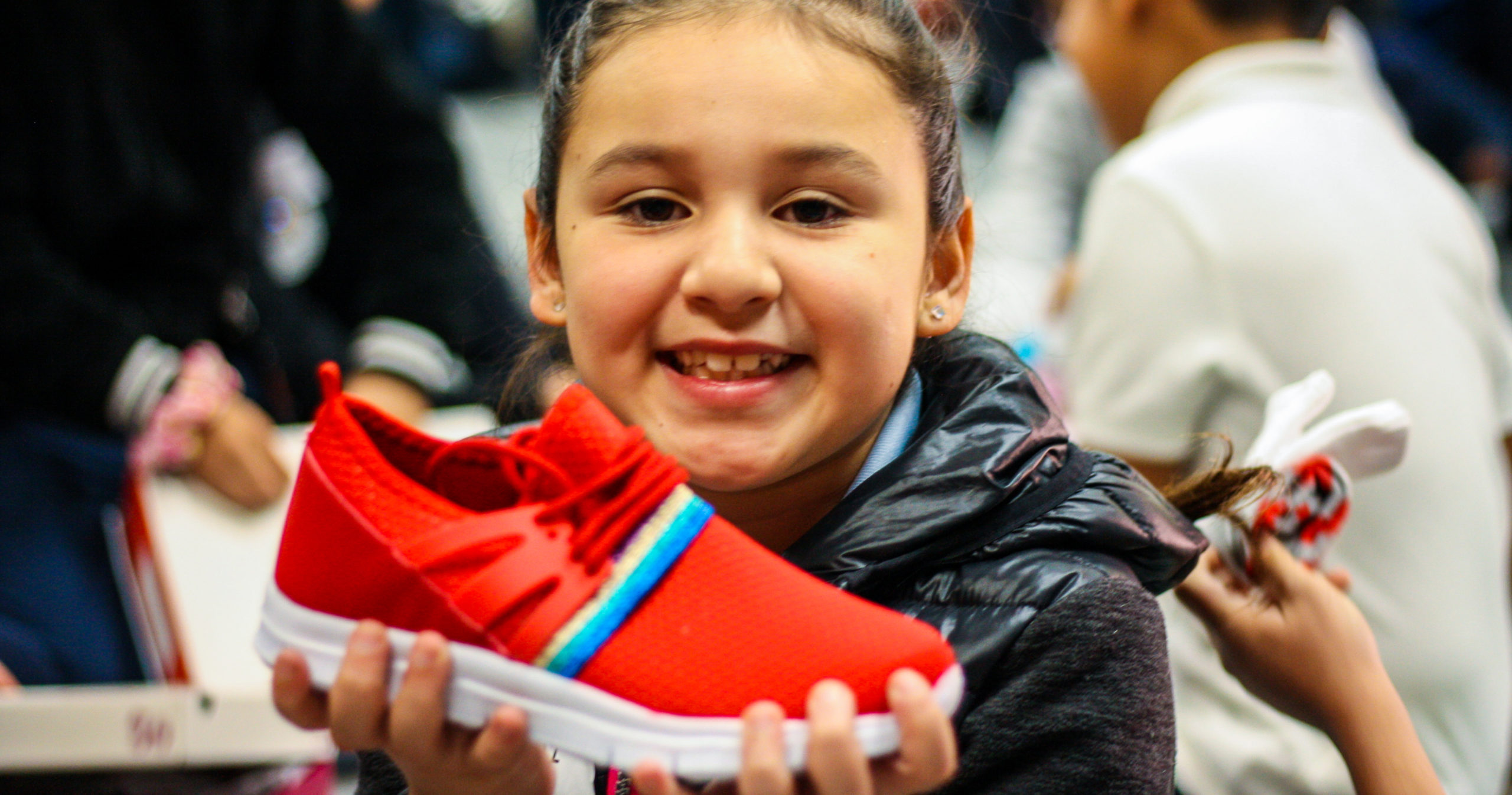 New shoes bring smiles to kids in El Monte