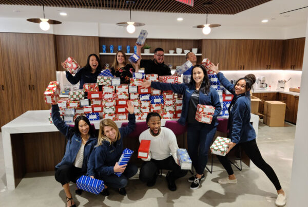 Hudson Team Gives Back!